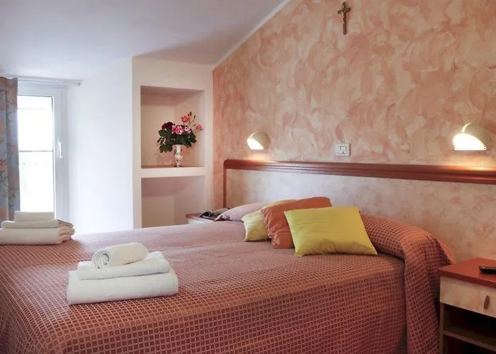 Brasilia Sweet Hotel 2*